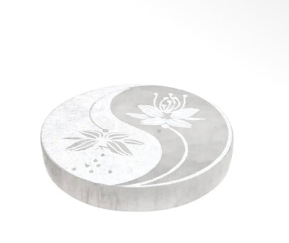 Plaque de sélénite yin et yang - 10 cm